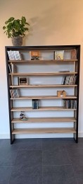 EikenhoutenboekenkastkastAmanimetstaal