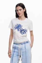 T-SHIRTMETBLOEMENPRINT