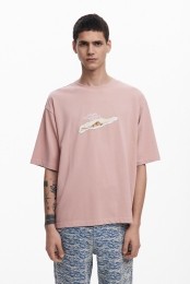 CollageT-shirtmetkortemouwen