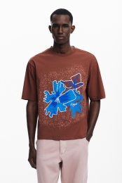 T-shirtmetkortemouwenenbloemenpatch