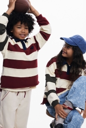 POLOMETSTREPENENLANGEMOUWEN