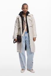 Langegewatteerdewaterdichtejas