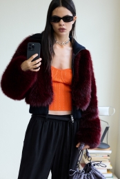 Frambozenkleurigebontjas