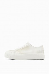 Sneakersmetplateauzoolentransparanteonderdelen