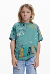 T-shirtmetkortemouwenenkrabbels