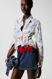 Bedrukteblousemetstrikjes