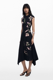 Asymmetrischebloemenjurk