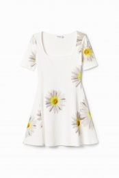 KortmouwigjurkjemetmadeliefjesontworpendoorMChristianLacroix