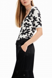 Geribdebodymetbloemen-WHITE-XL