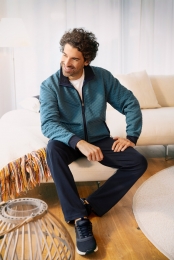 BlauwhuispakHajometrits