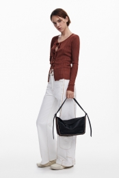 Tasmetgevlochtendetails-BLACK-U