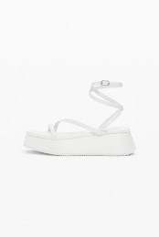 Platformstrapsandal