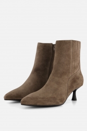 LineaZetaEnkellaarsjestaupeSuede