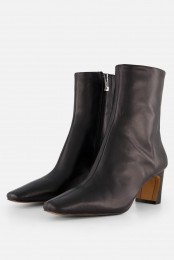 LineaZetaEnkellaarsjeszwartLeer