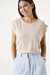 BeigeT-shirt