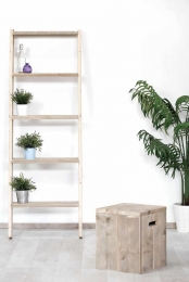 SteigerhoutendecoratietrapladderSolen