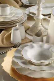 26-deligedinersetFlorentineporseleinHermia