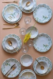 24-deligedinersetEdithporseleinHermia