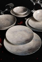 24-deligeserviessetIlaHermia