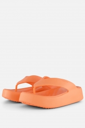 CrocsGetawayPlatformFlipSlippersoranjeRubber