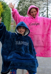 Draagbaredekenkinderen-metnaamborduren-blauw