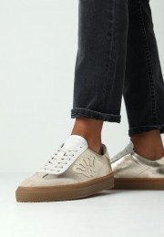 SneakerRabiaYanaGoud