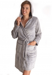 Zachtefleecebadjasstreepmotief-metcapuchon