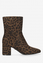 PamMilaEnkellaarsBruin