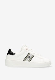SneakerNuraWhiteBlack