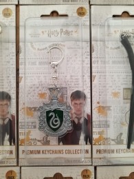 HarryPotterKeychainSlytherinCrest