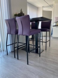 Setvan4lerenbarstoelen-paarsleer-EchtleerModernontdekdeveleLeersoortenenKleurenbijShopX