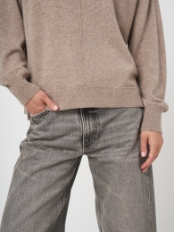 Oversizedfijngebreidekasjmiertruimetopstaandekraag