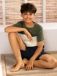 Jongensshortamabredestrepen