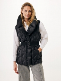 BodywarmerMetRiemZwart