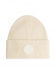 NikkieRoundPatchBeanie