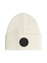 NikkieRoundPatchBeanie