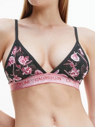 CalvinKlein-UnlinedTriangle-CKOne-V35