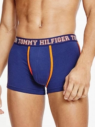 TommyHilfiger-Trunk-DY4