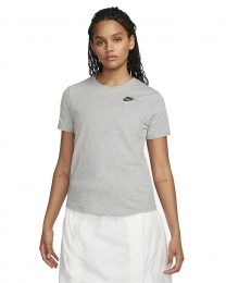 NikeSportswearClubEssentialSportshirtDamesL40
