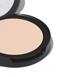 HEMAMattifyingFacePowder18SoftSandcreme