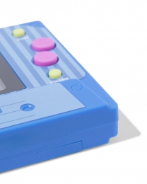 HEMARetroHandheldGame