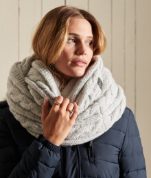 TweedColsjaalmetKabelpatroonLichtgrijsGrootte1SIZE