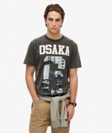 OsakaT-shirtmetLossePasvormBlackGrootteL