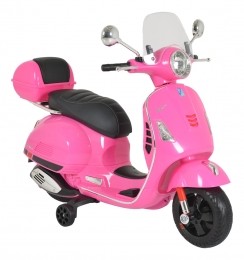 MoniVespaGTSSuperPink3-6jaarElektrischeScooterBO801