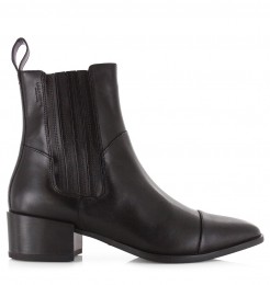 Vagabond-MarjaLeerDames