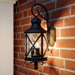 LucandebuitenwandlampMarcellinoroestmetaalglas