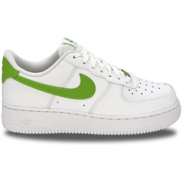 LageSneakersNikeAirForce107LowWhiteActionGreen
