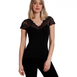 BlouseAdmasT-shirtmetslipemouwenvankantPuntilla