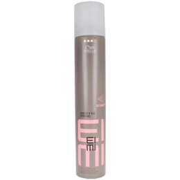 StylingampmodellerenWellaMistifyMeStrongFixeersprayEimi500ml