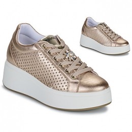 LageSneakersIgIampCODALLY